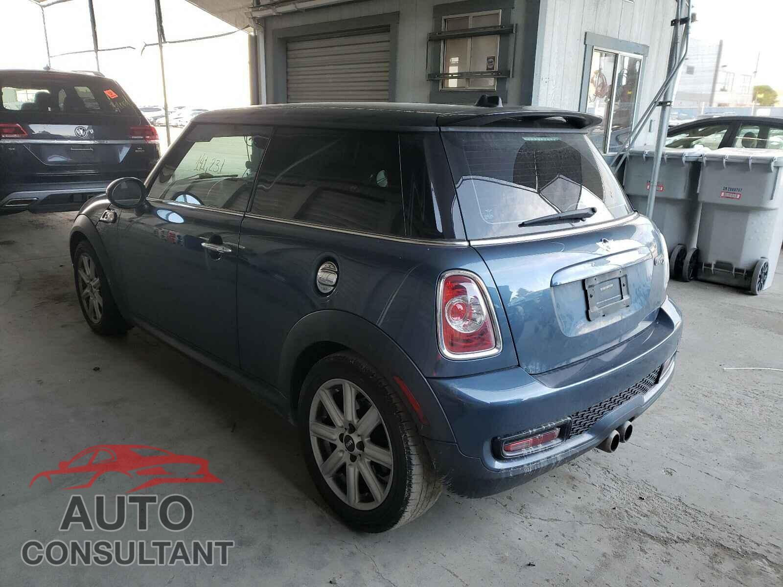 MINI COOPER 2011 - WMWSV3C53BTY13852