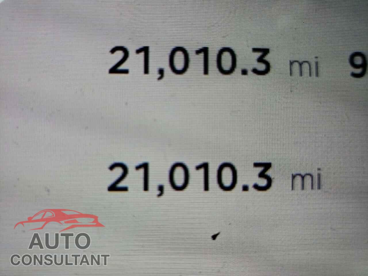 TESLA MODEL X 2017 - 5YJXCDE24HF079533