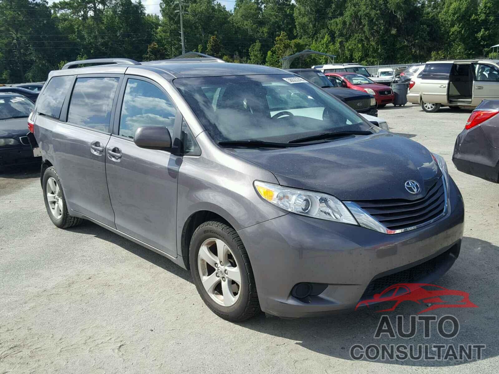 TOYOTA SIENNA 2015 - 5TDKK3DC6FS590509