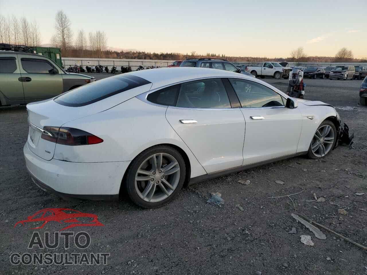 TESLA MODEL S 2016 - 5YJSA1E27GF121982