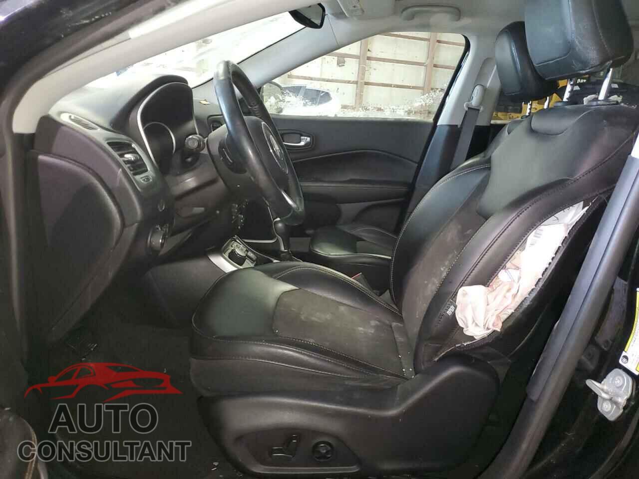 JEEP COMPASS 2018 - 3C4NJDBB3JT307448