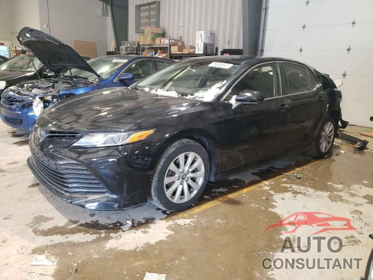 TOYOTA CAMRY 2018 - JTNB11HK5J3018376
