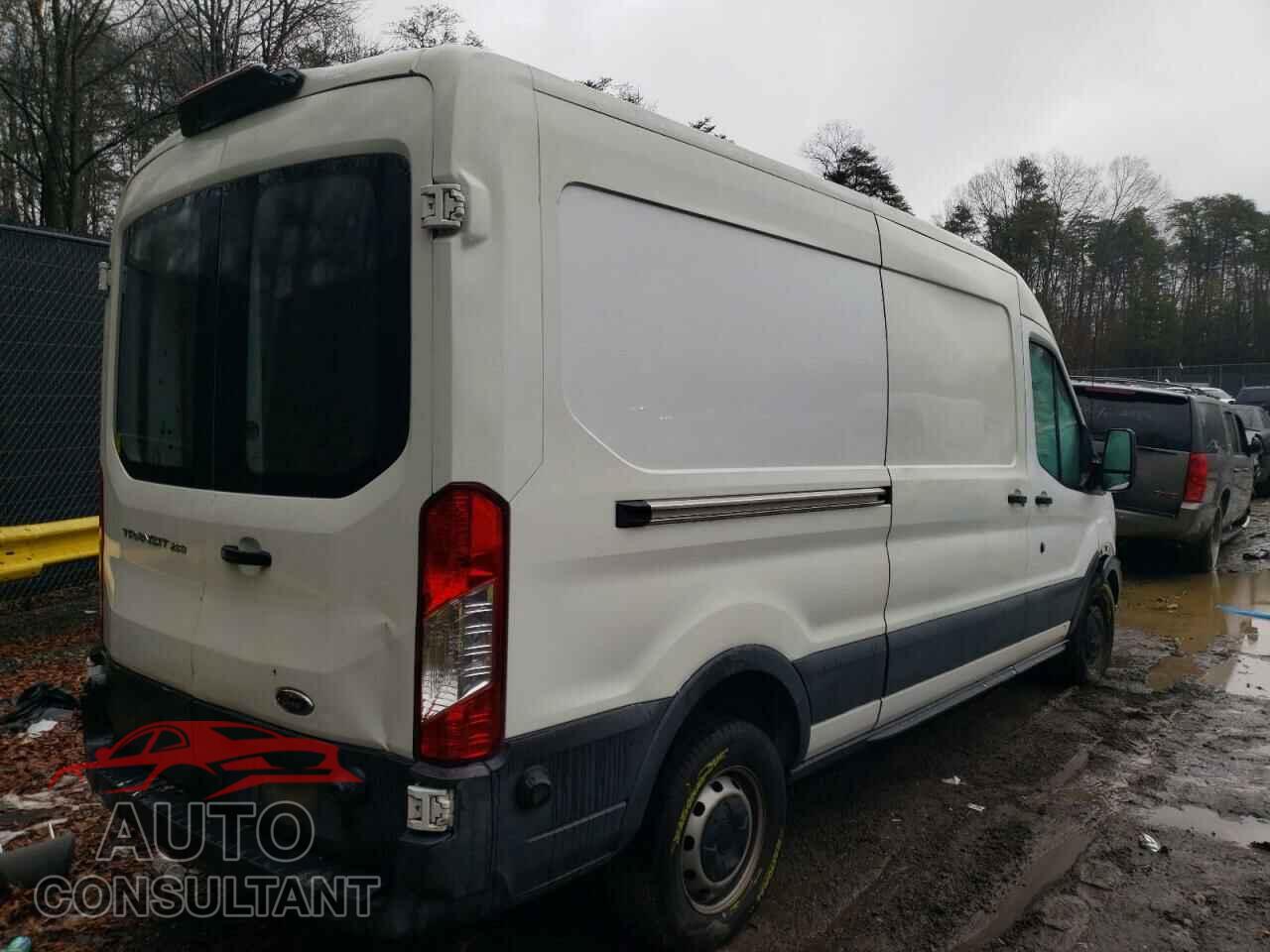 FORD TRANSIT 2018 - 1FTYR2CM2JKA24051