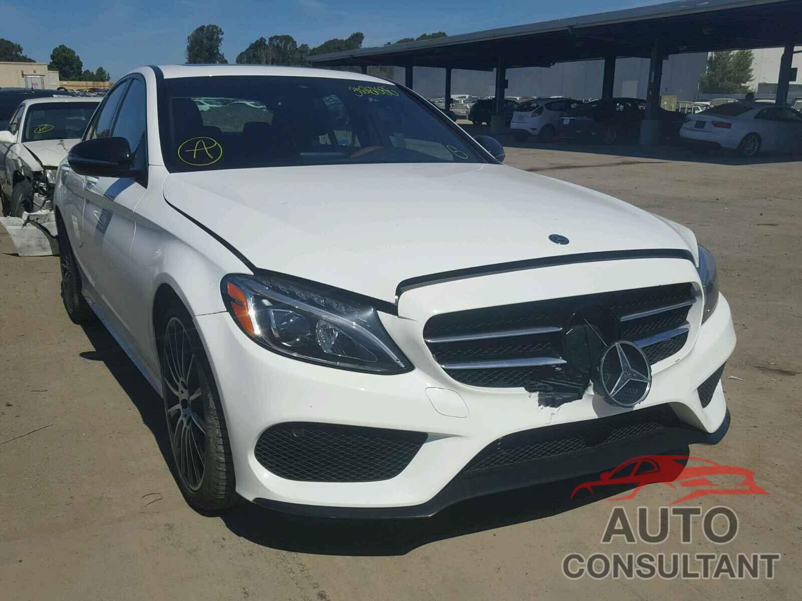 MERCEDES-BENZ C300 2018 - 55SWF4JB9JU243789