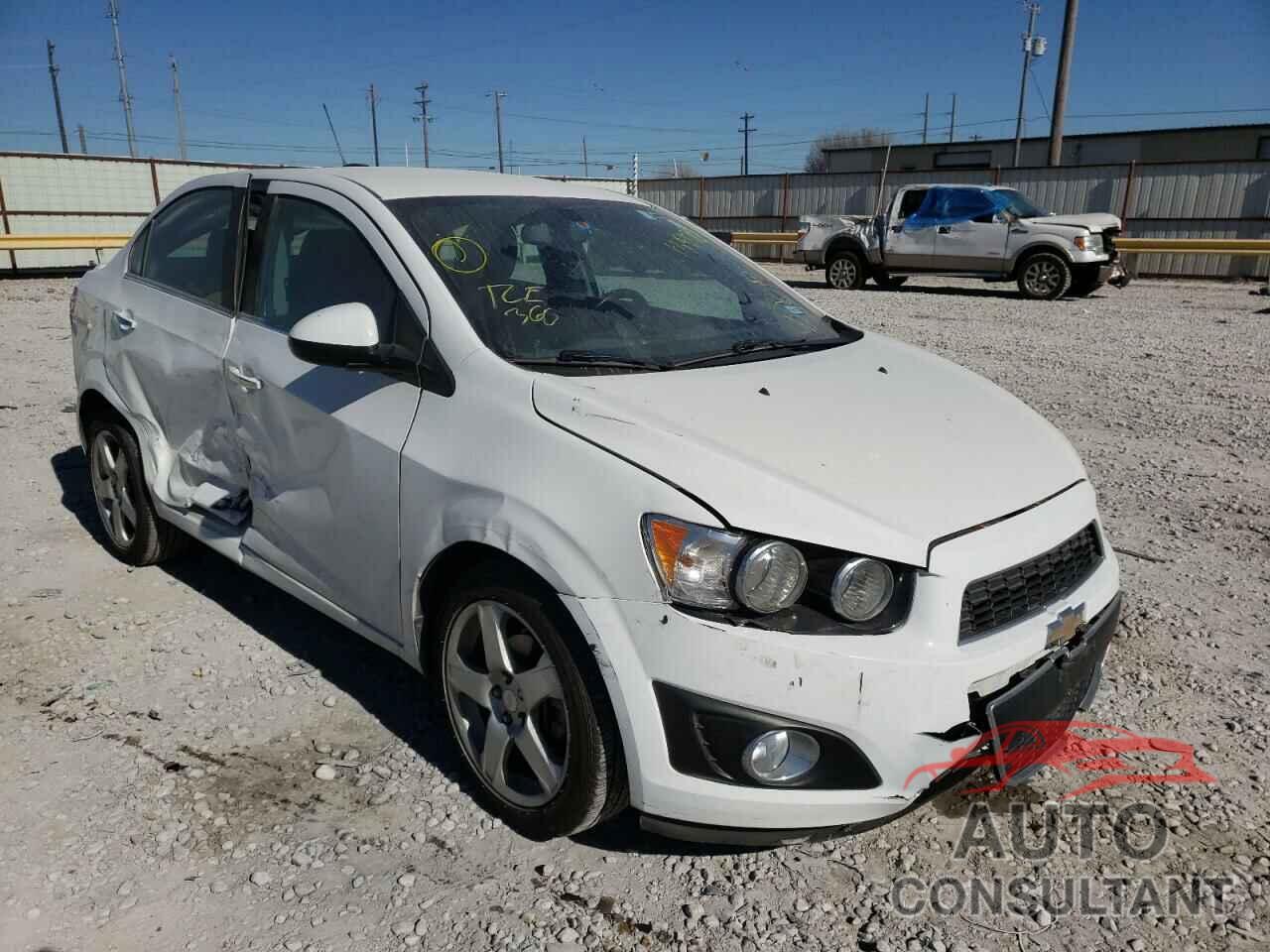 CHEVROLET SONIC 2016 - 1G1JE5SB9G4139170
