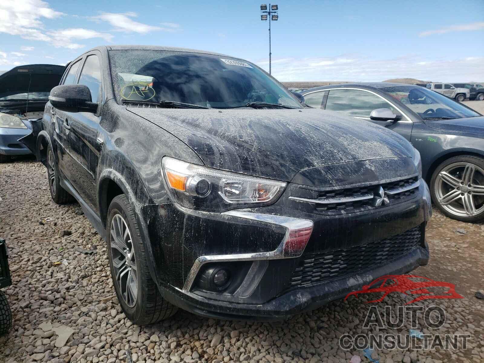 MITSUBISHI OUTLANDER 2018 - JA4AR3AW9JZ032144