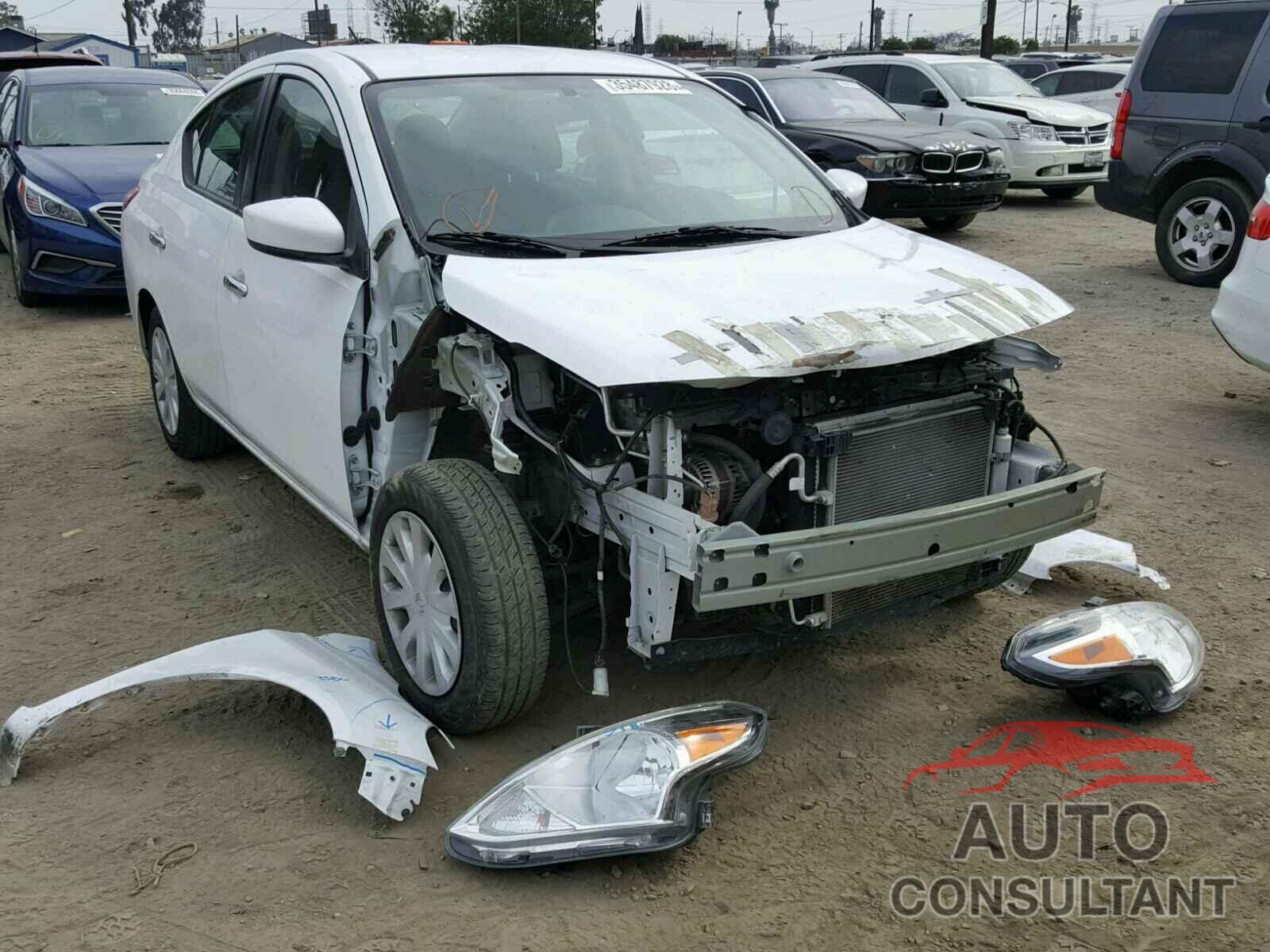 NISSAN VERSA 2016 - 3N1CN7AP8GL821558