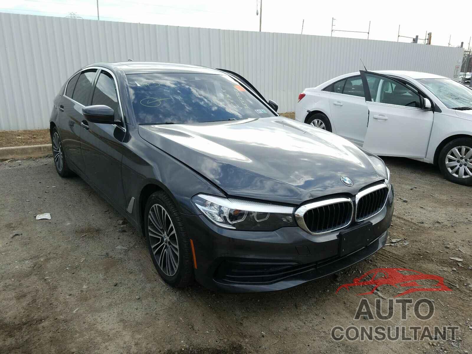 BMW 5 SERIES 2019 - WBAJA7C52KWW41648