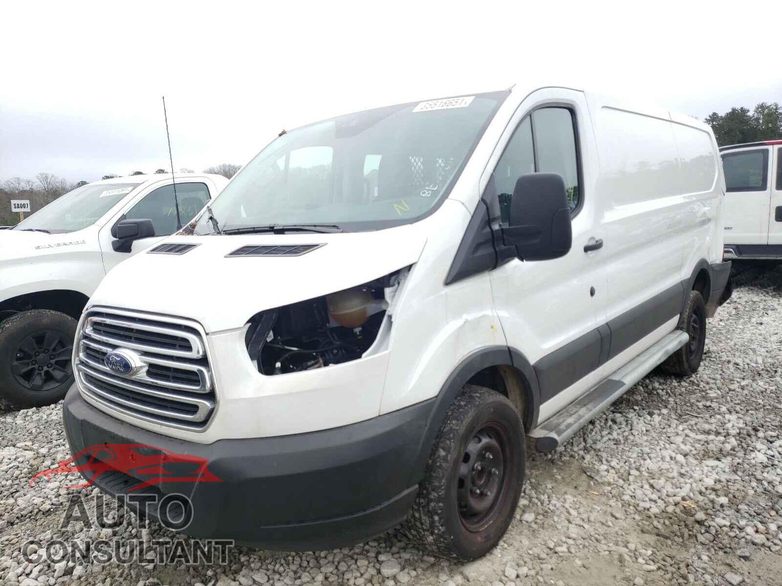 FORD TRANSIT CO 2019 - 1FTYR1YM4KKB19957