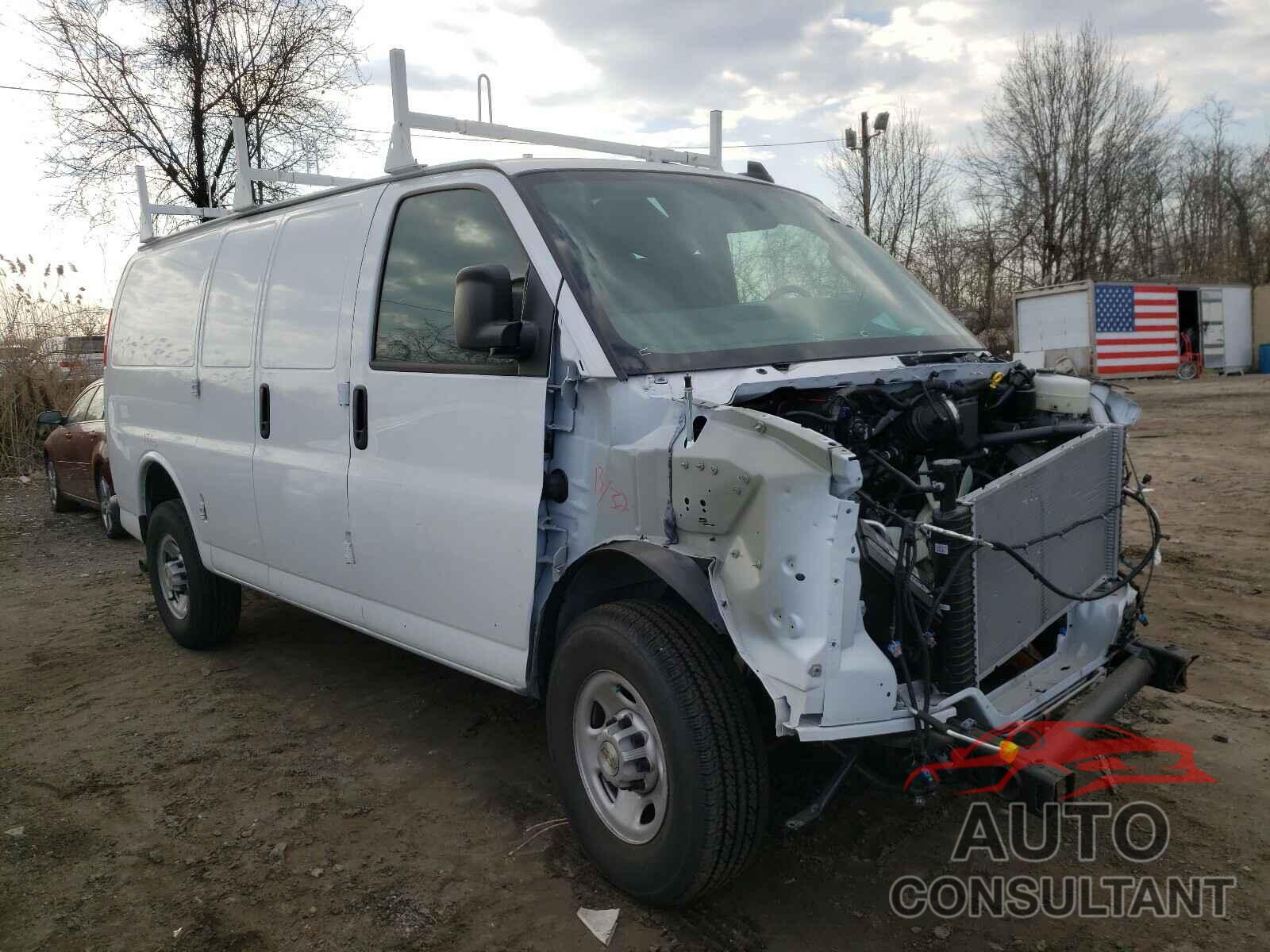 CHEVROLET EXPRESS 2020 - 1GCWGAFP7L1272527