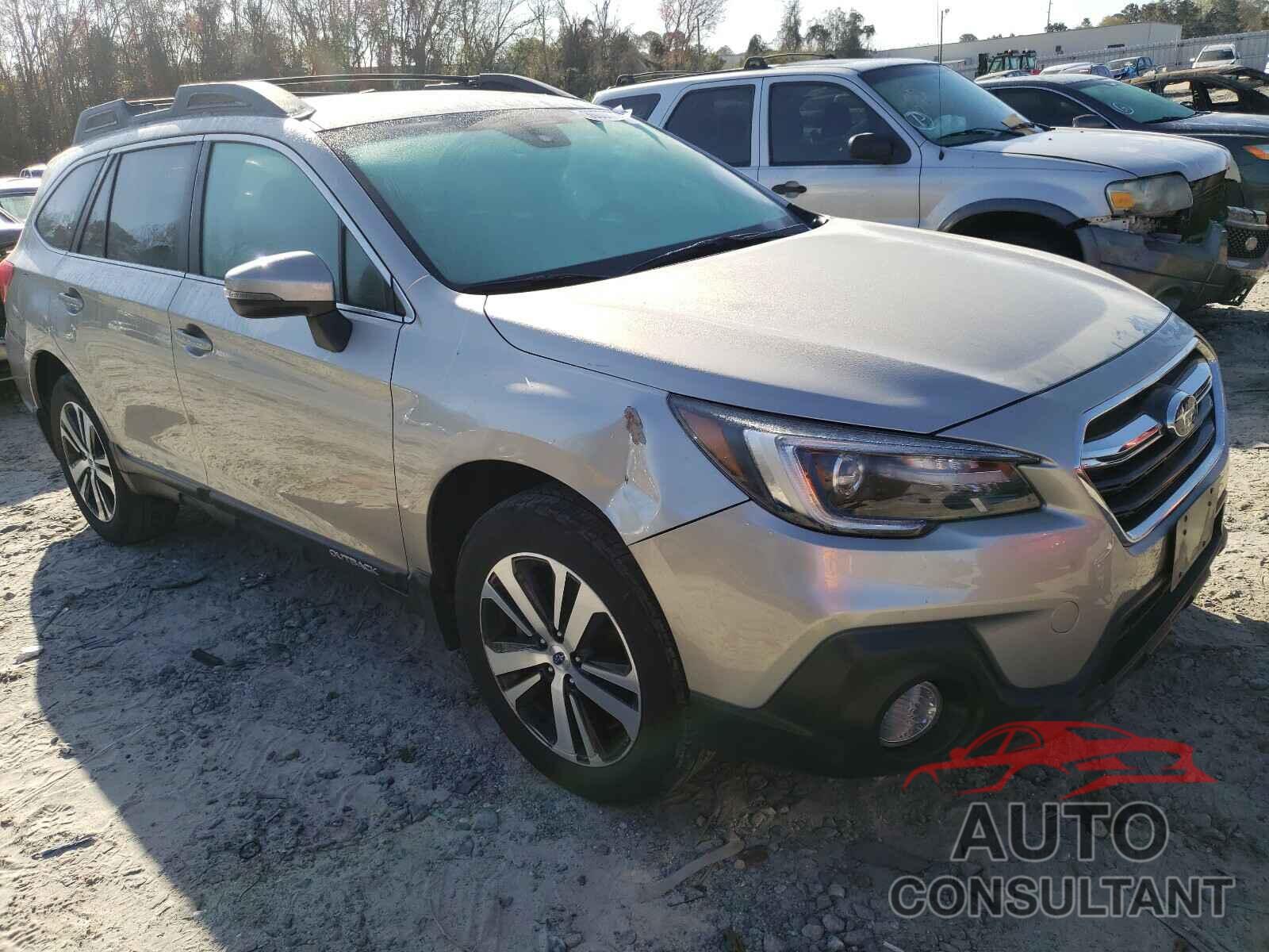 SUBARU OUTBACK 2018 - 4S4BSANC2J3311596