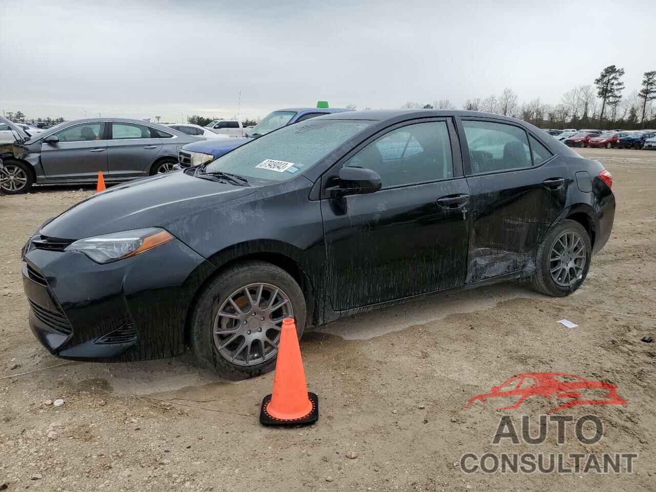 TOYOTA COROLLA 2018 - 5YFBURHE7JP752903