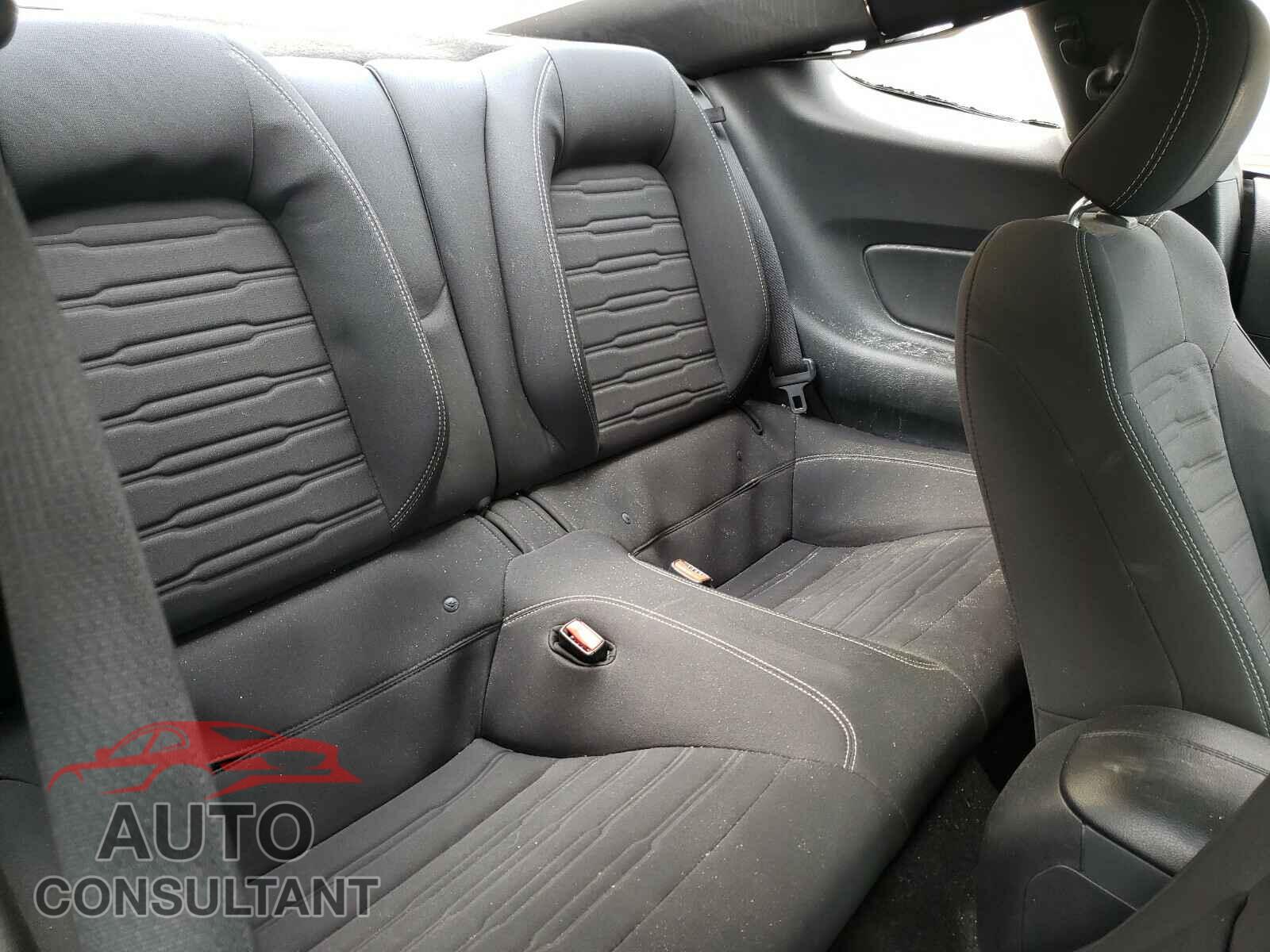 FORD MUSTANG 2017 - 1FA6P8CF0H5212244