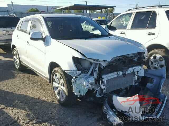 MITSUBISHI OUTLANDER 2015 - 4A4AP3AU5FE041733
