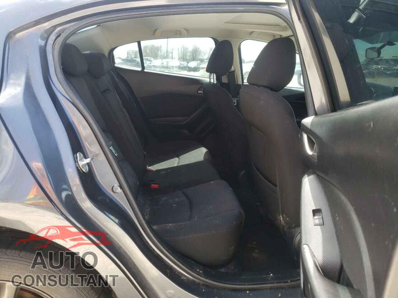 MAZDA 3 2015 - 3MZBM1V71FM166748