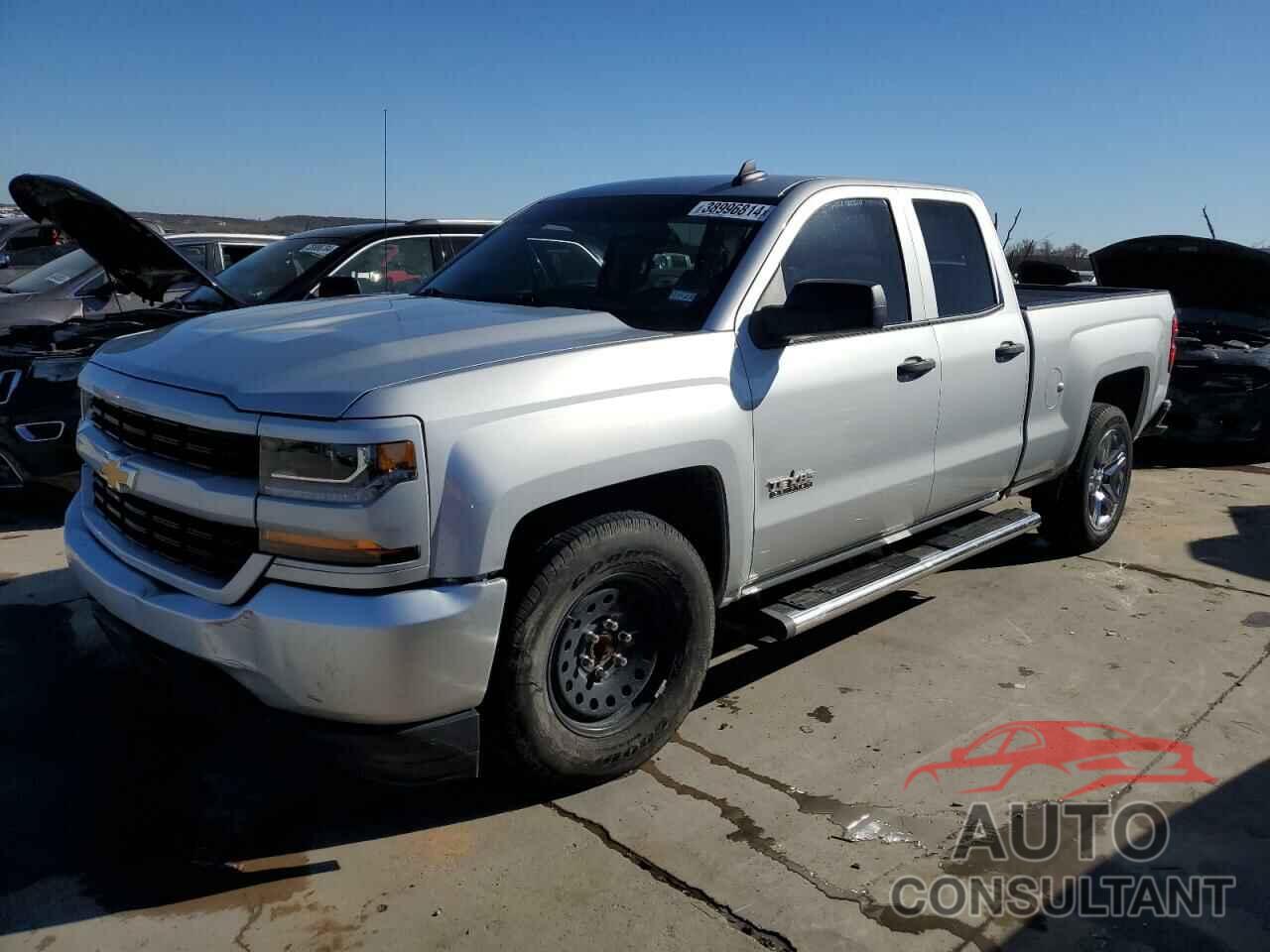 CHEVROLET SILVERADO 2018 - 1GCRCPECXJZ287287