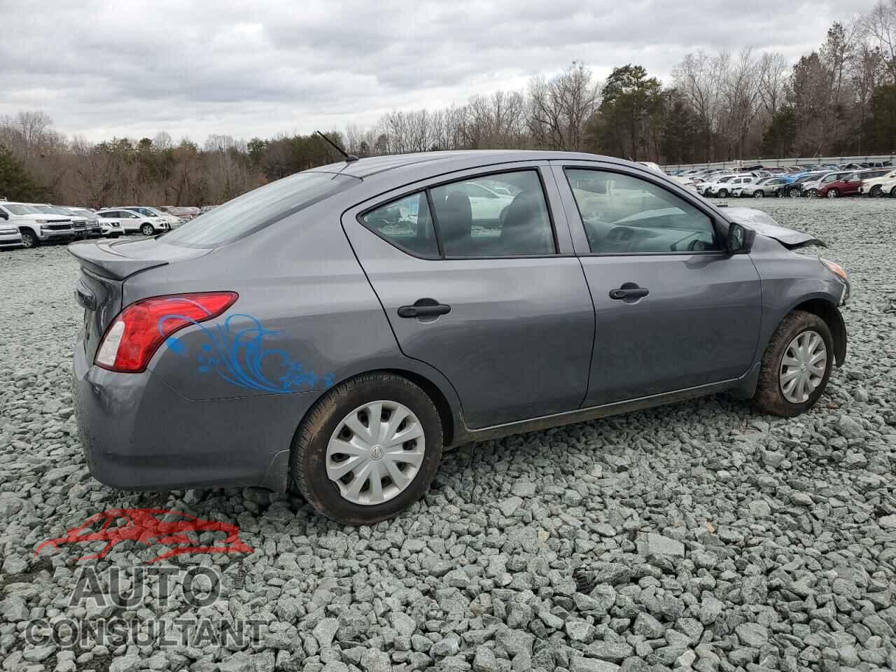 NISSAN VERSA 2017 - 3N1CN7AP3HL906583