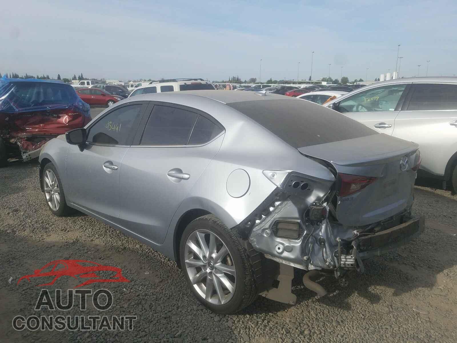 MAZDA 3 2017 - 3MZBN1V71HM152316