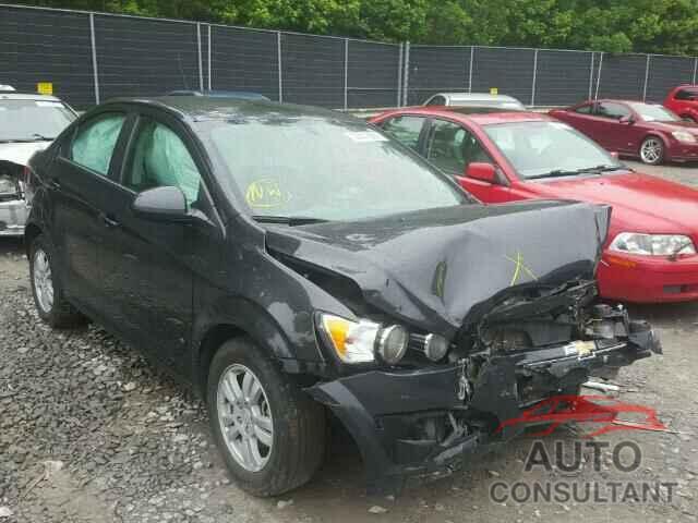 CHEVROLET SONIC 2015 - 1G1JC5SH0F4116174