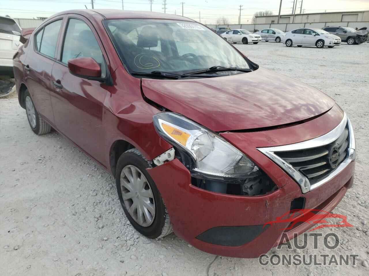 NISSAN VERSA 2018 - 3N1CN7AP8JL821079