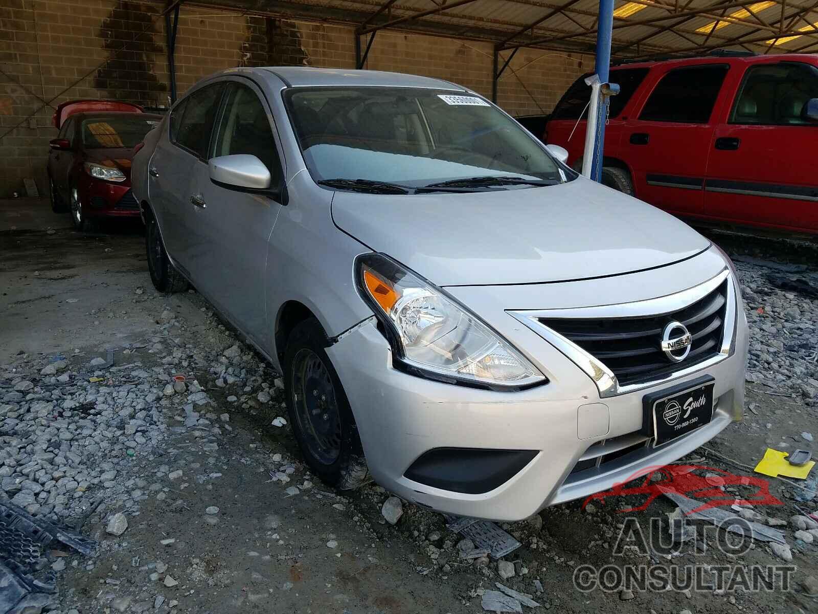 NISSAN VERSA 2017 - 3N1CN7AP2HK471237