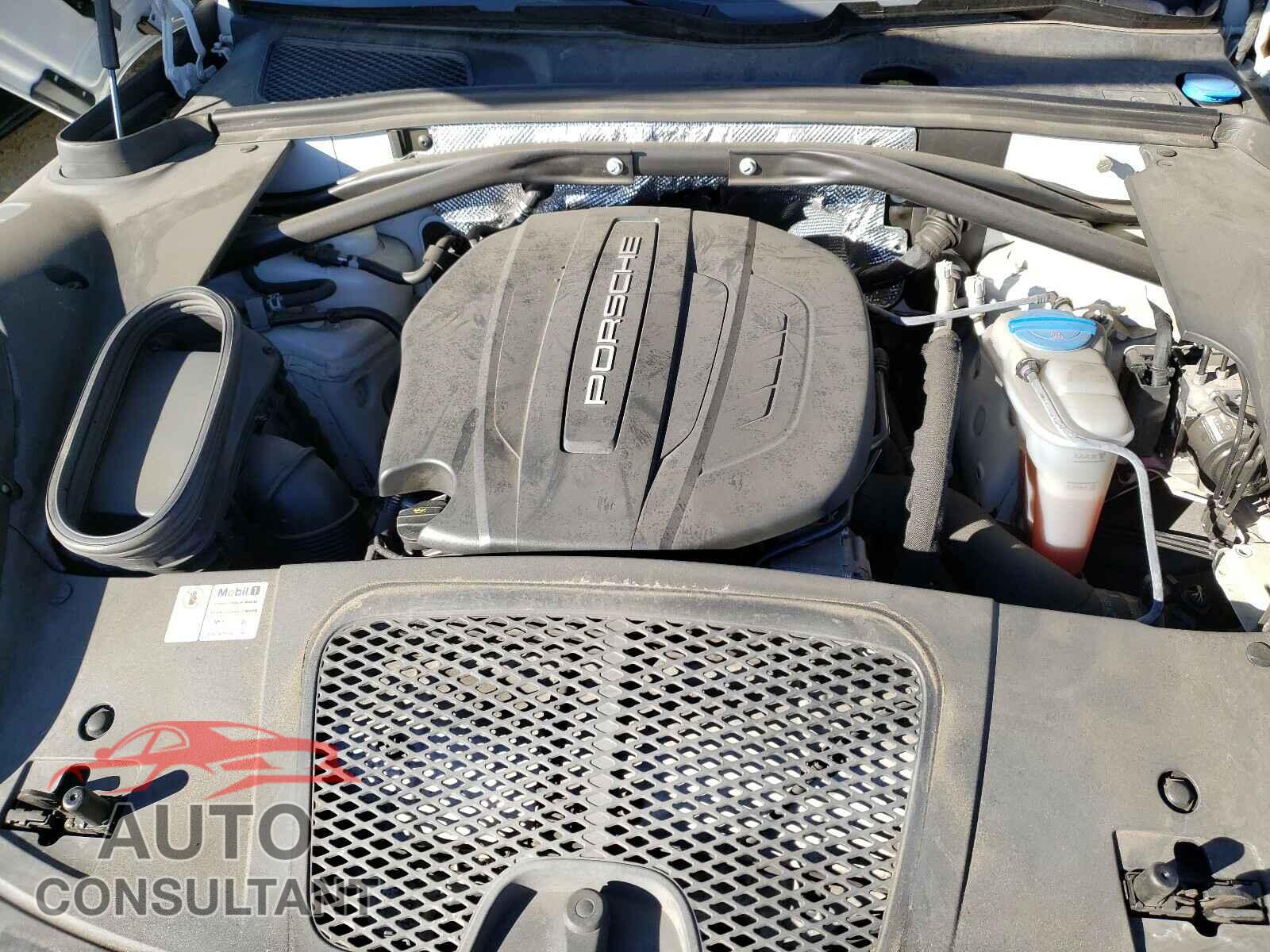 PORSCHE MACAN 2017 - WP1AA2A5XHLB08089