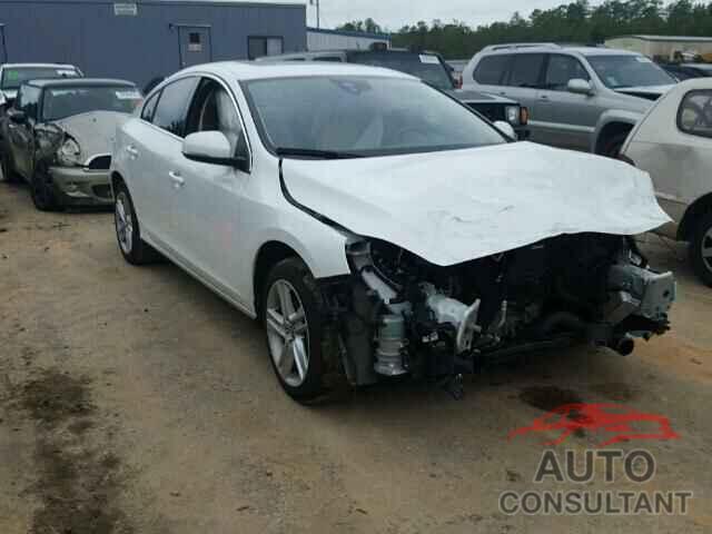 VOLVO S60 2015 - YV1612TB8F2301607