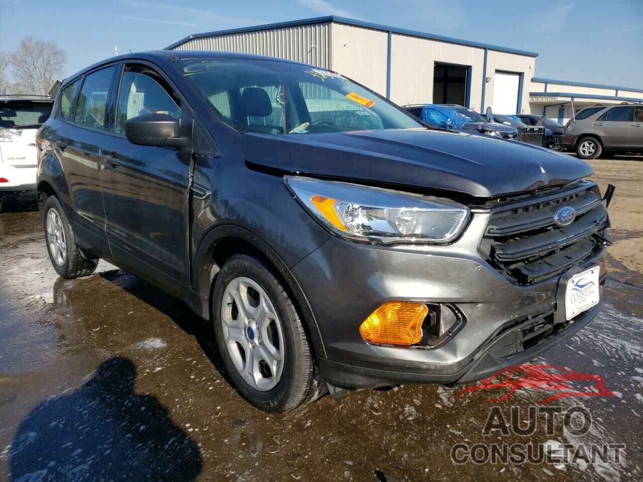 FORD ESCAPE 2017 - 1FMCU0F73HUD57338