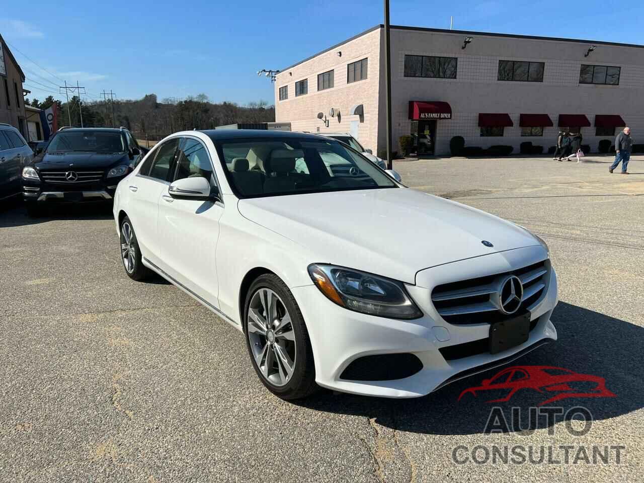 MERCEDES-BENZ C-CLASS 2017 - 55SWF4JB8HU181697