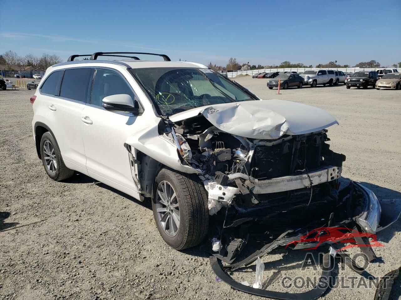 TOYOTA HIGHLANDER 2017 - 5TDJZRFH9HS512098