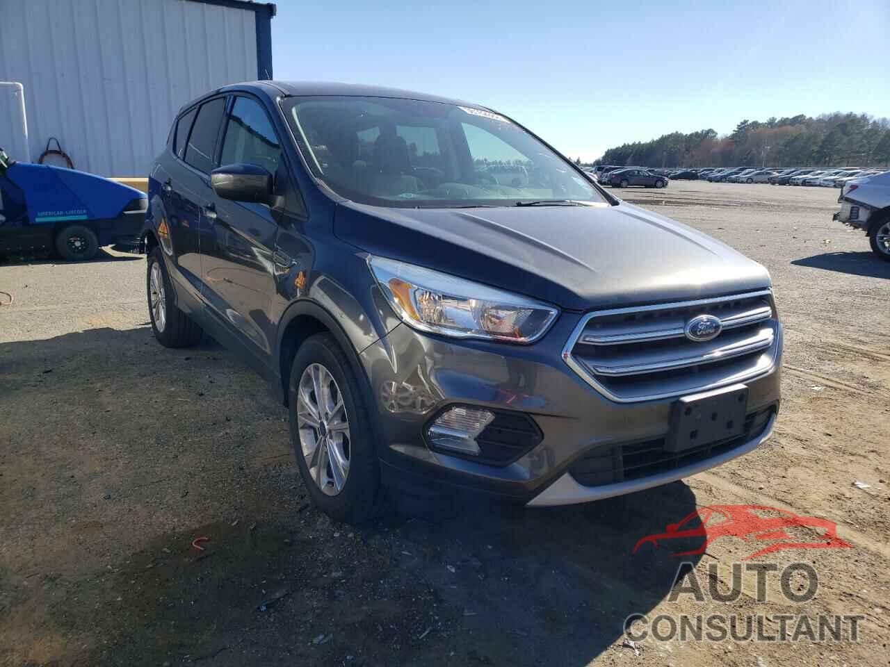 FORD ESCAPE 2017 - 1FMCU0GD9HUD34862