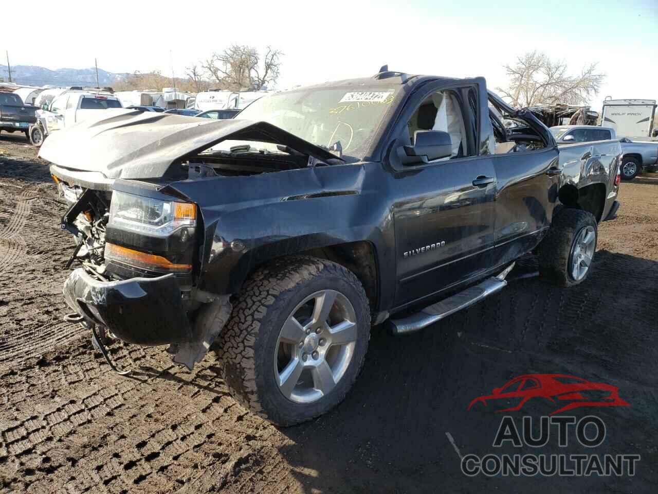 CHEVROLET SILVERADO 2018 - 3GCUKREC8JG258900