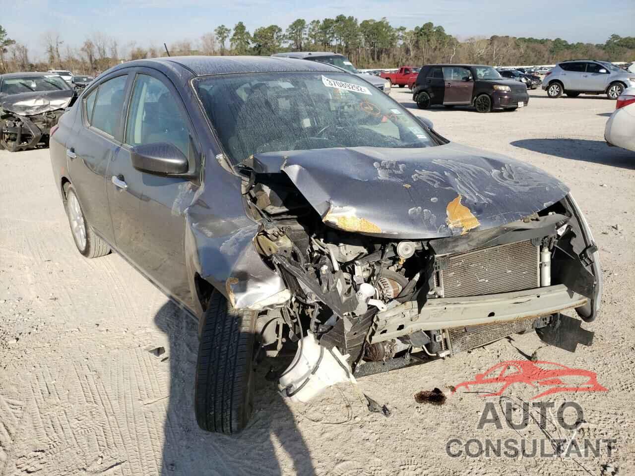 NISSAN VERSA 2017 - 3N1CN7AP5HL852784