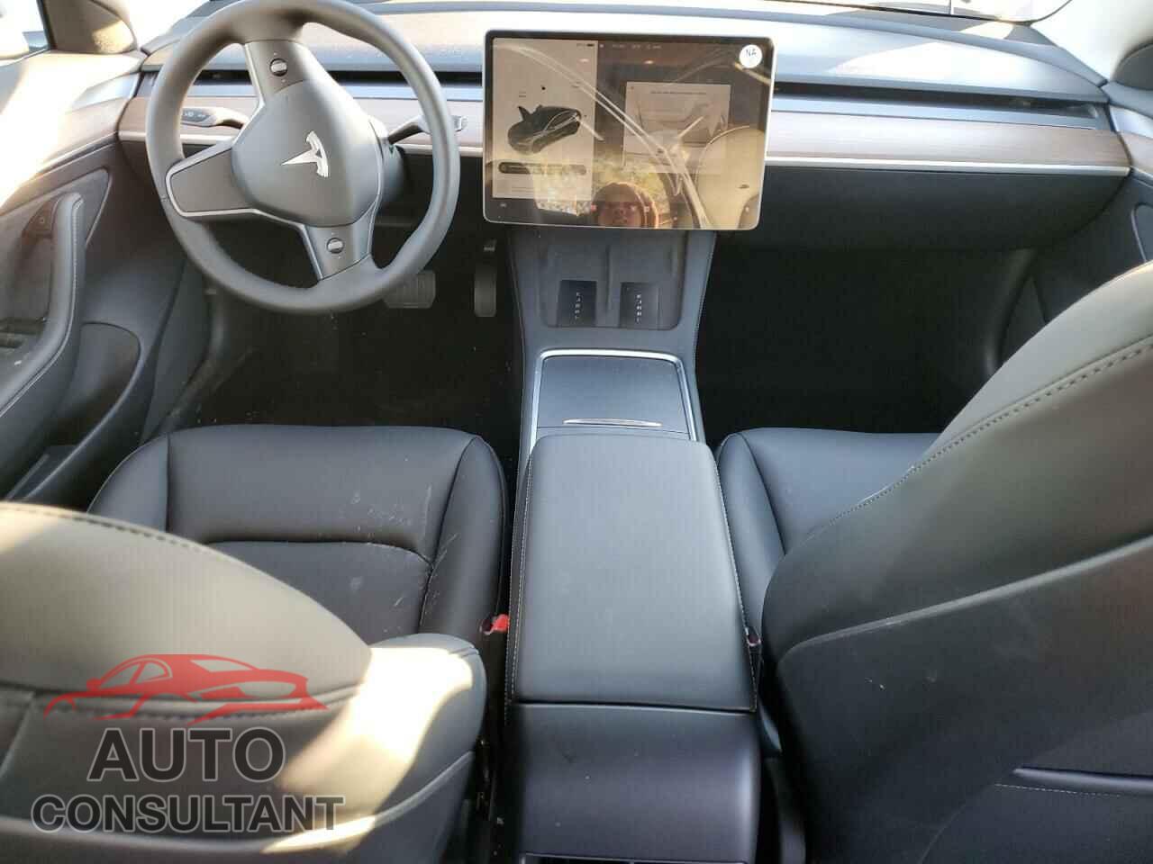 TESLA MODEL 3 2023 - 5YJ3E1EA9PF643271