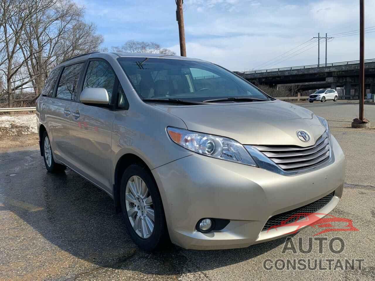 TOYOTA SIENNA 2017 - 5TDDZ3DC5HS166603