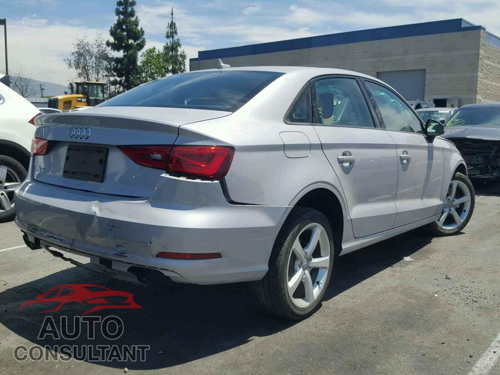 AUDI A3 2015 - WAUACGFF7F1091817