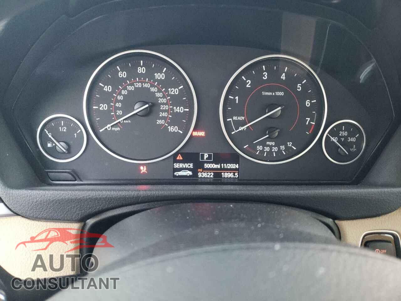 BMW 3 SERIES 2016 - WBA8E9G58GNU30105