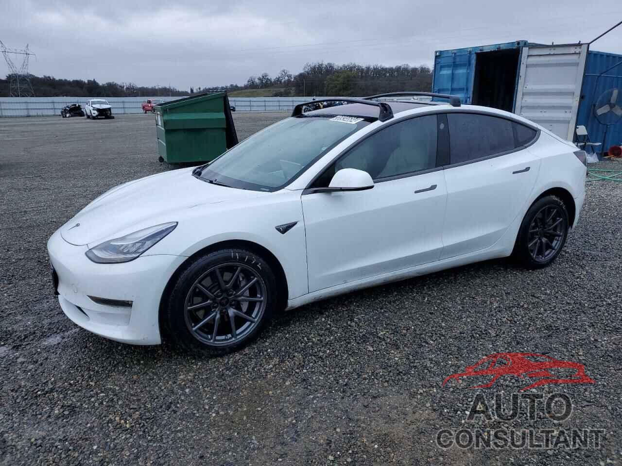 TESLA MODEL 3 2018 - 5YJ3E1EB4JF100135