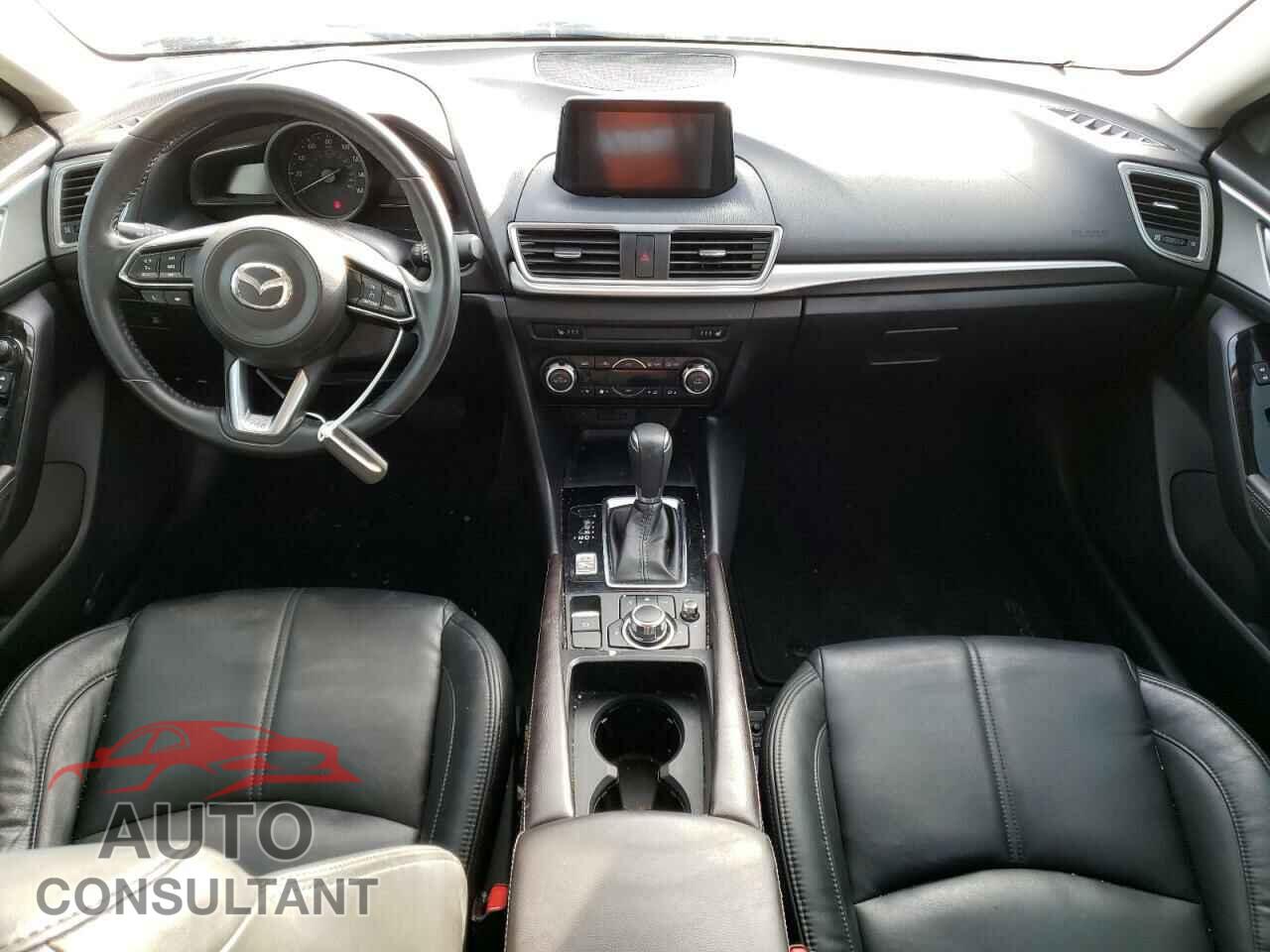 MAZDA 3 2017 - 3MZBN1V70HM103253