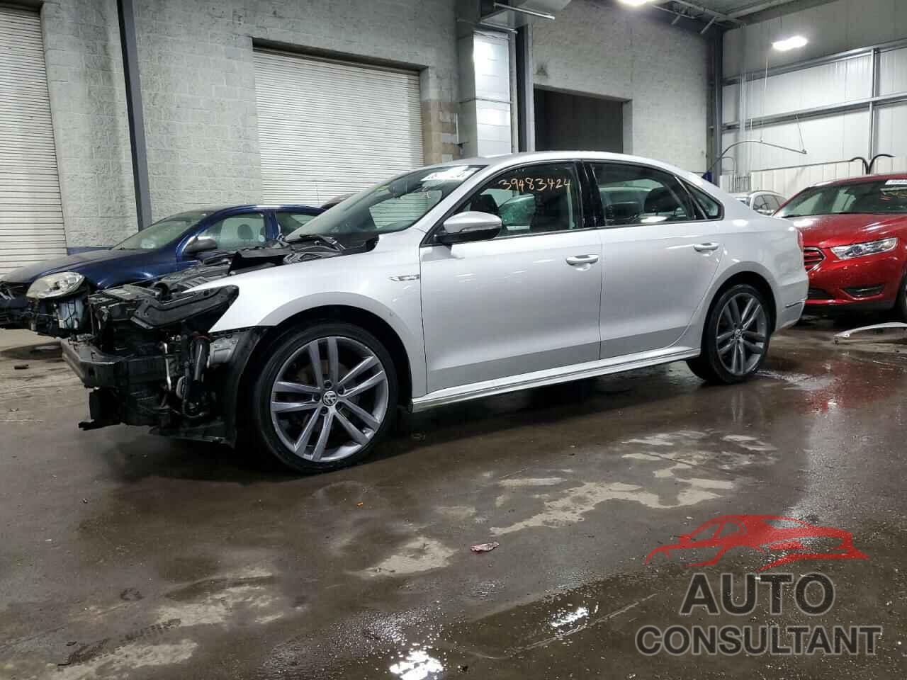 VOLKSWAGEN PASSAT 2018 - 1VWAA7A36JC019006