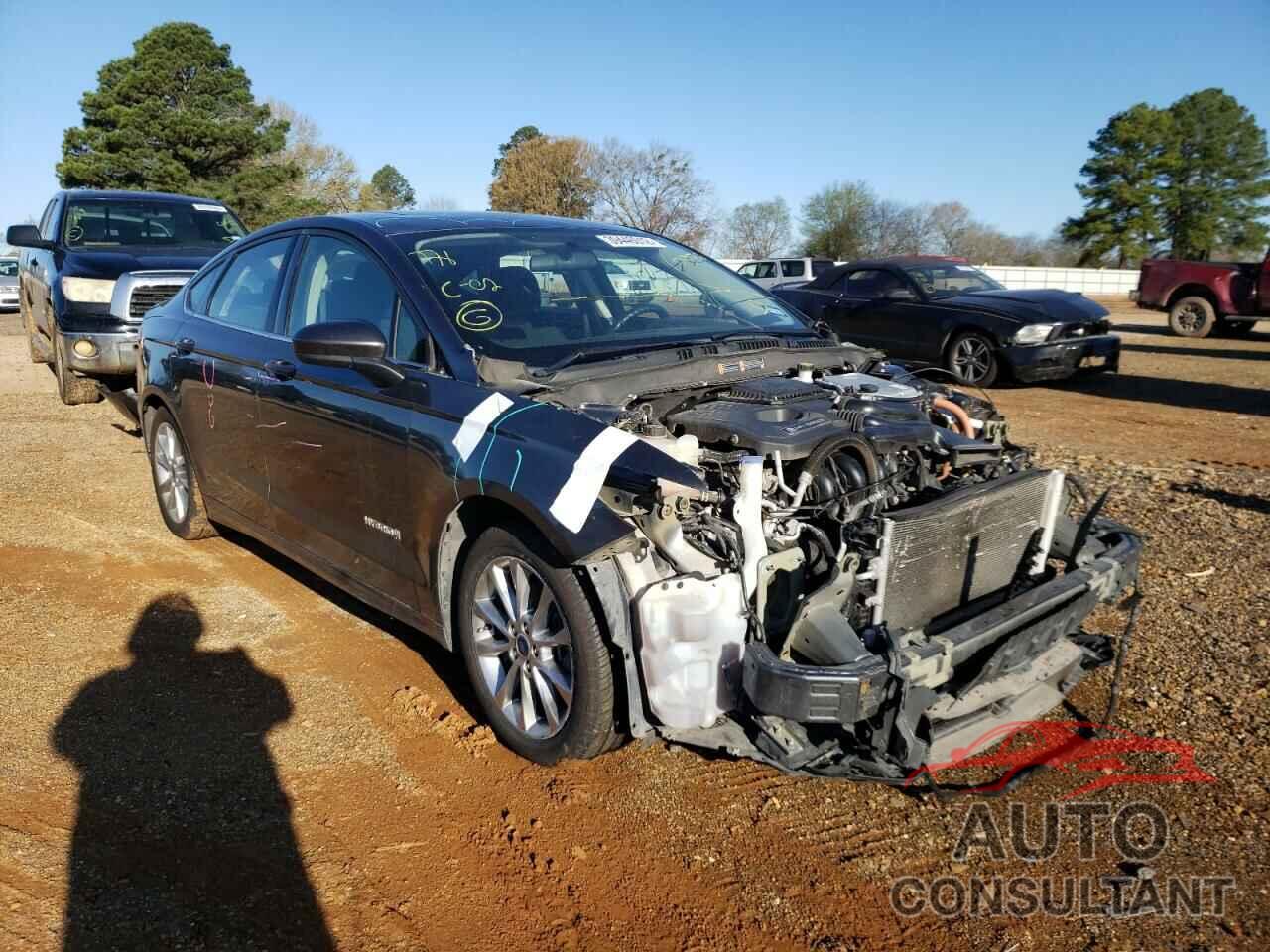 FORD FUSION 2017 - 3FA6P0LU0HR230076
