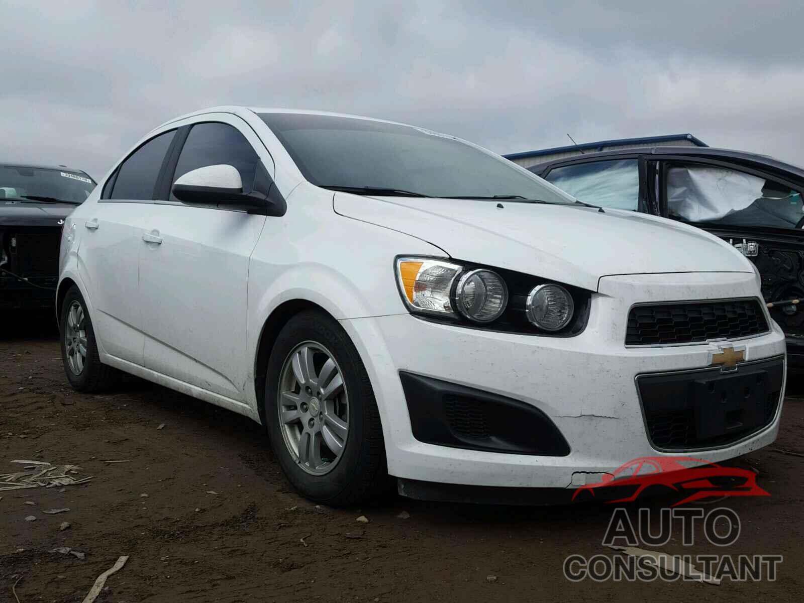 CHEVROLET SONIC 2016 - 1G1JC5SH5G4149804