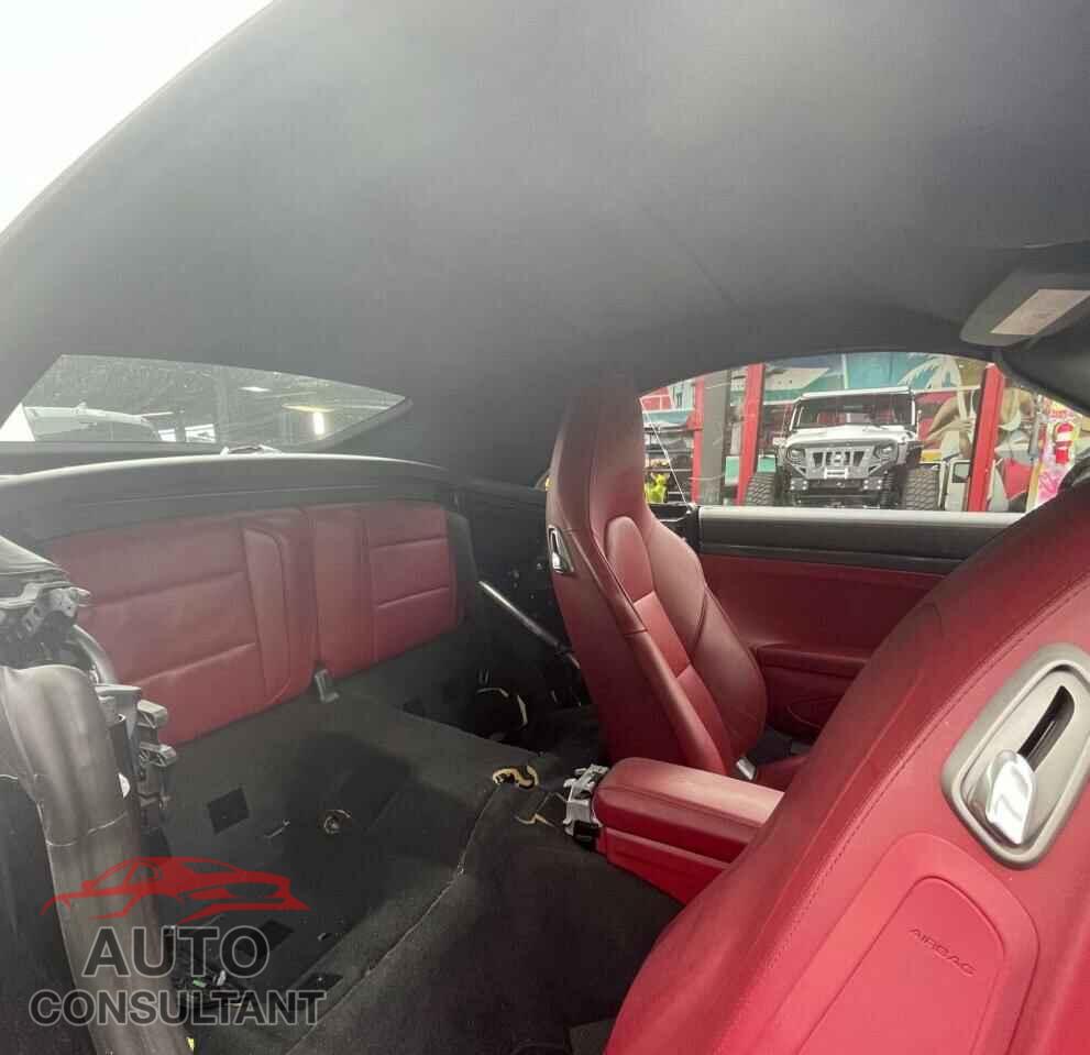 PORSCHE 911 2017 - WP0CD2A90HS178503