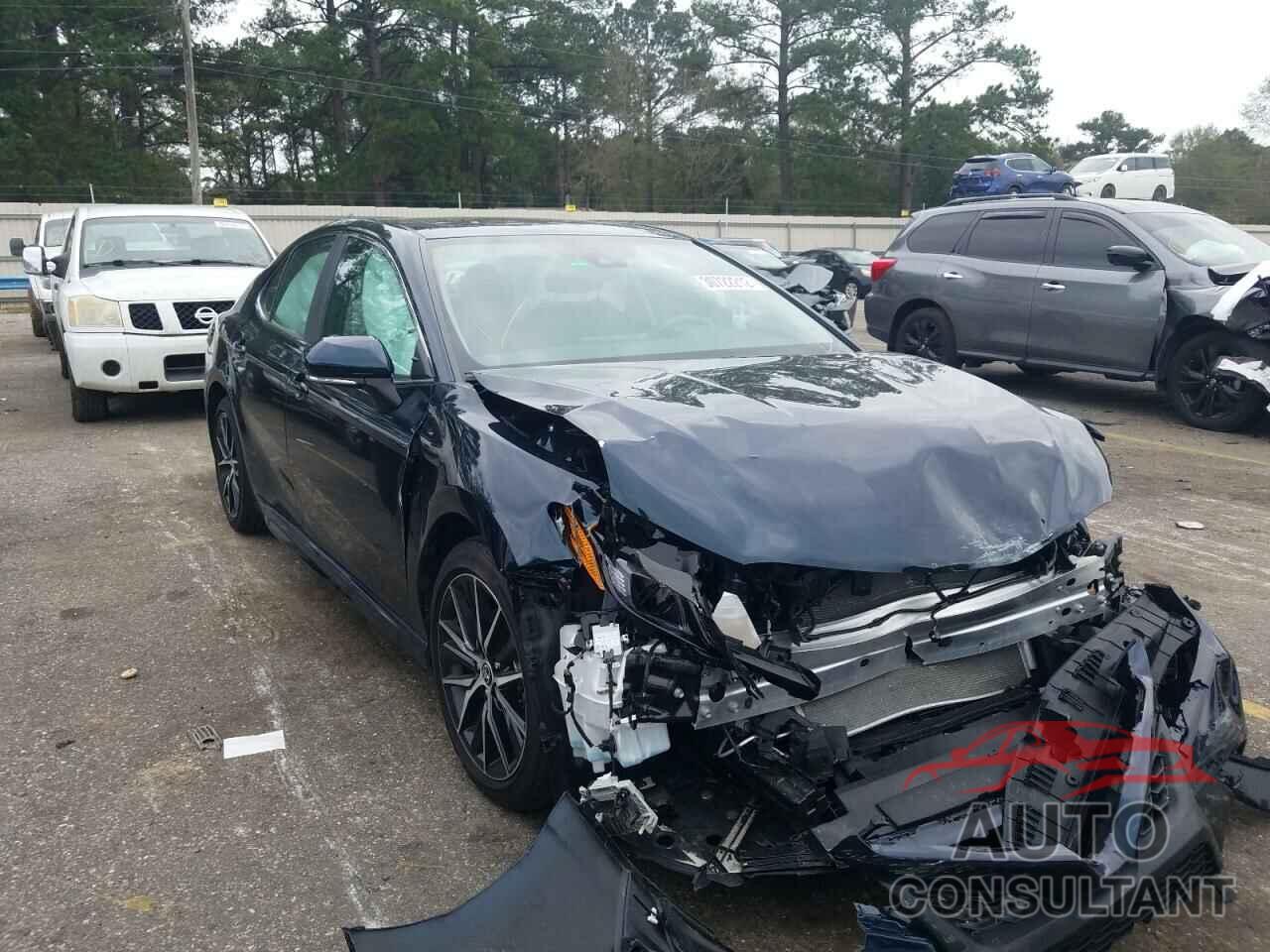 TOYOTA CAMRY 2021 - 4T1G11AK6MU530663
