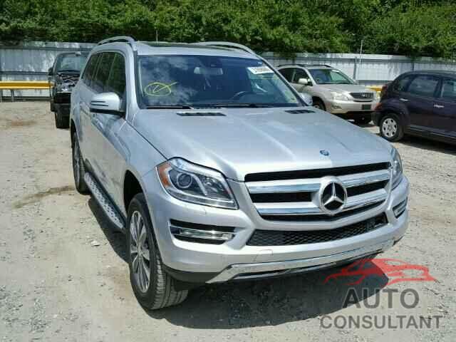 MERCEDES-BENZ GL450 2015 - 5YFBURHE9GP425282