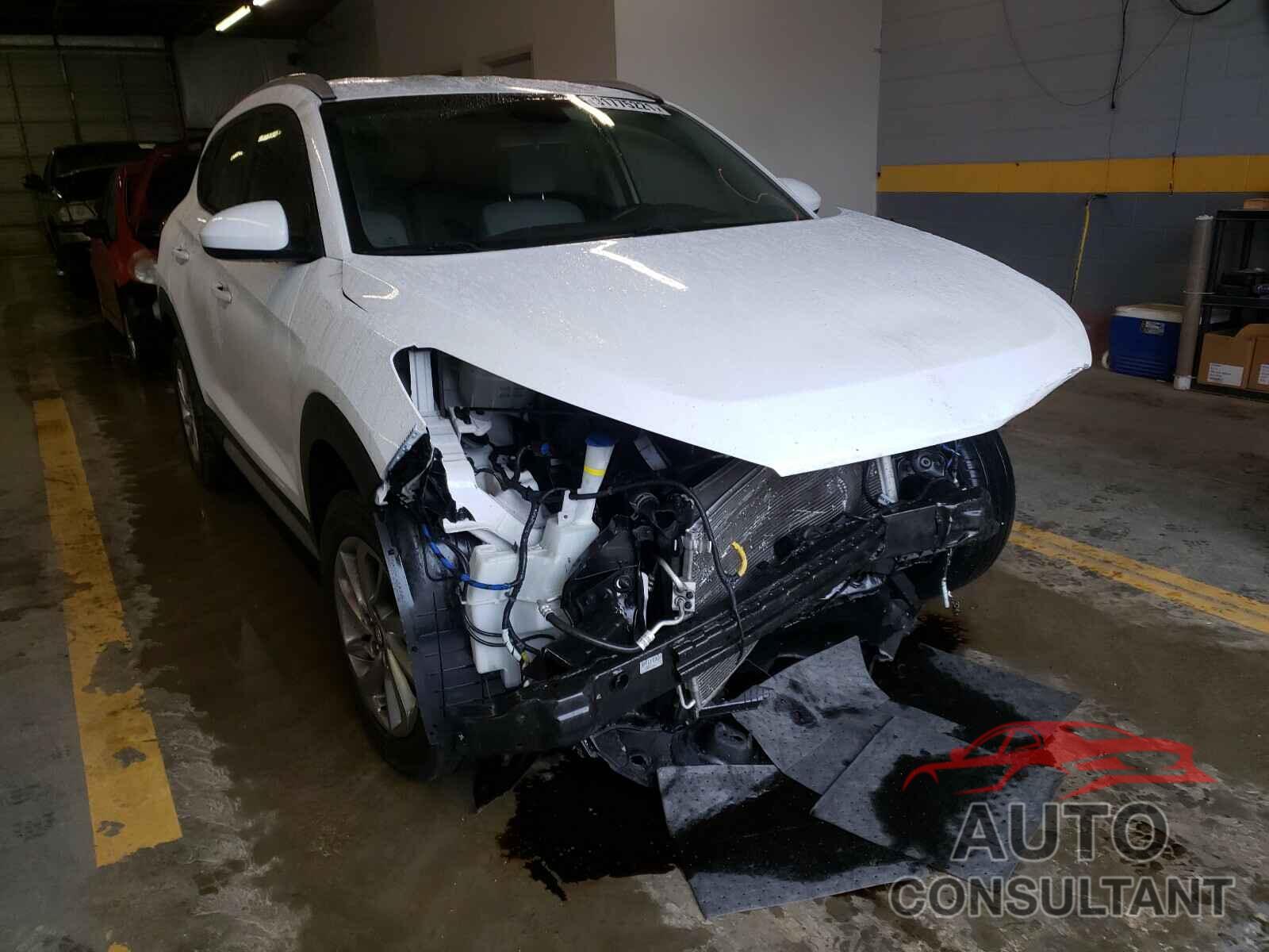 HYUNDAI TUCSON 2018 - KM8J33A45JU709320