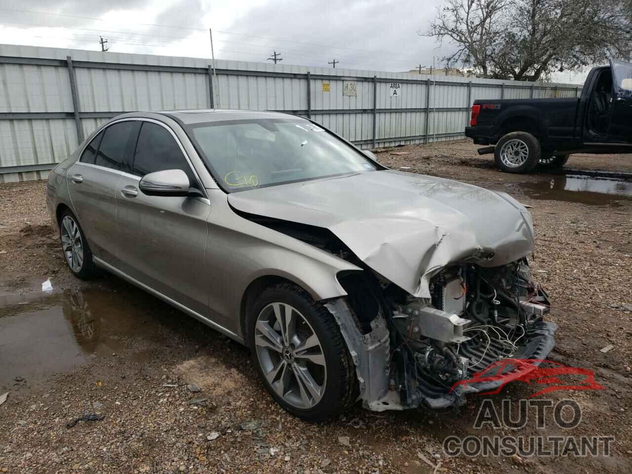 MERCEDES-BENZ C-CLASS 2019 - 55SWF8DB1KU286611