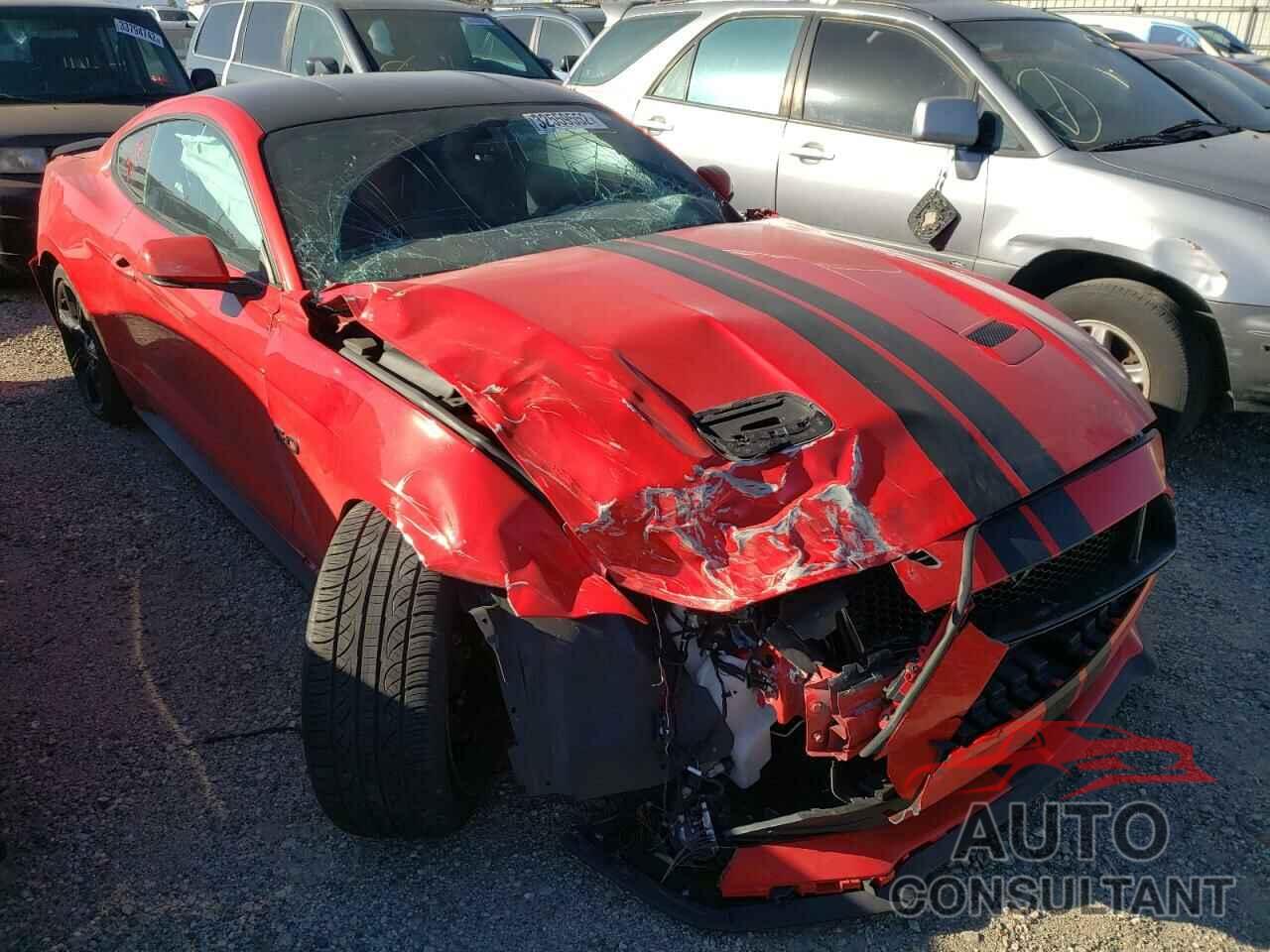 FORD MUSTANG 2020 - 1FA6P8CF7L5186525