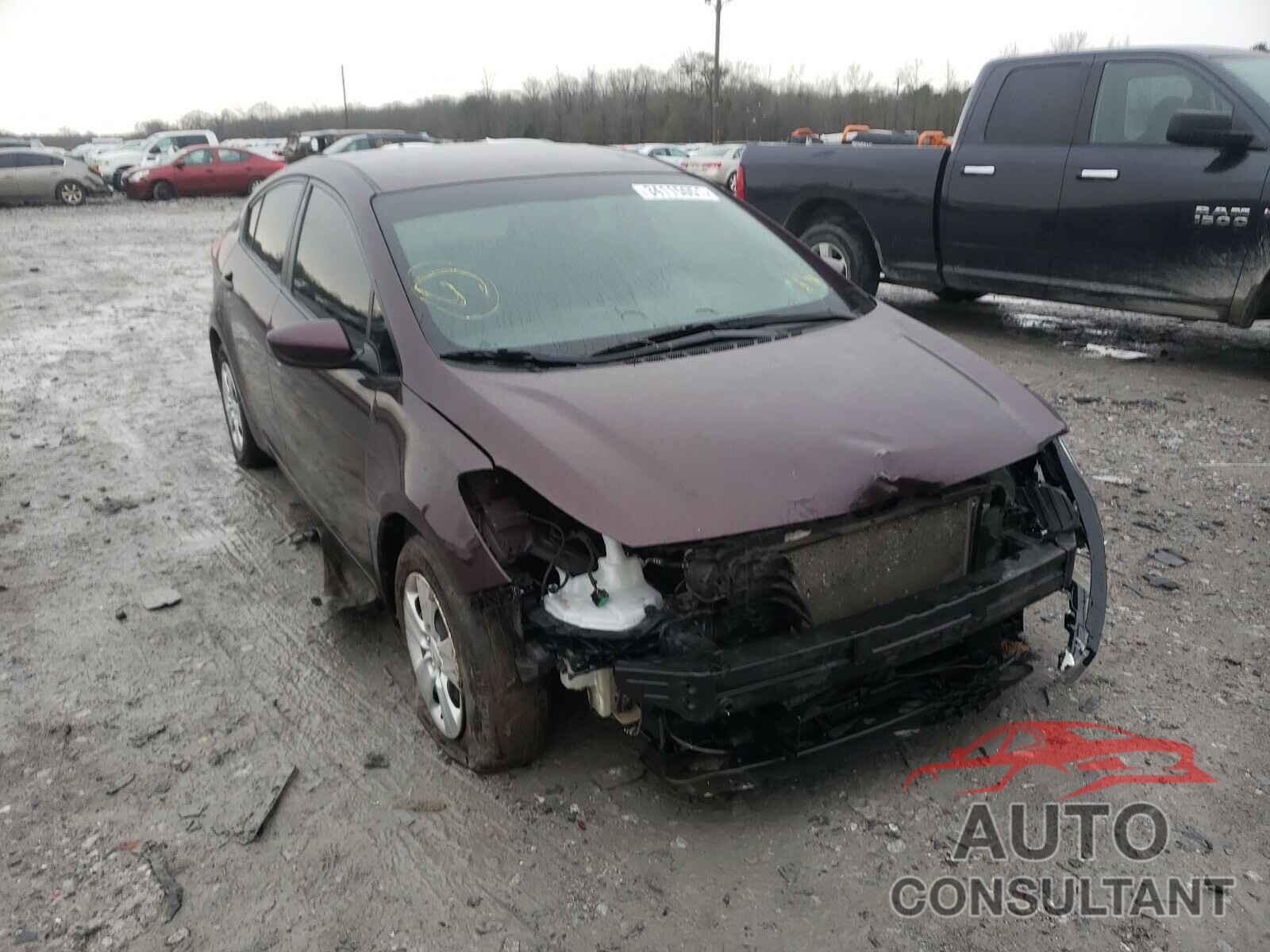 KIA FORTE 2018 - 3KPFK4A75JE258093