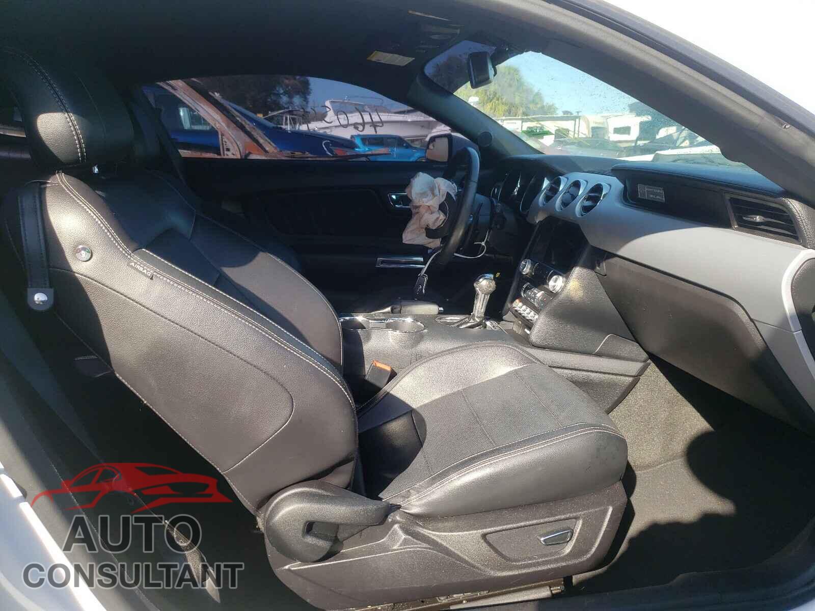 FORD MUSTANG 2017 - 1FA6P8CF8H5267511